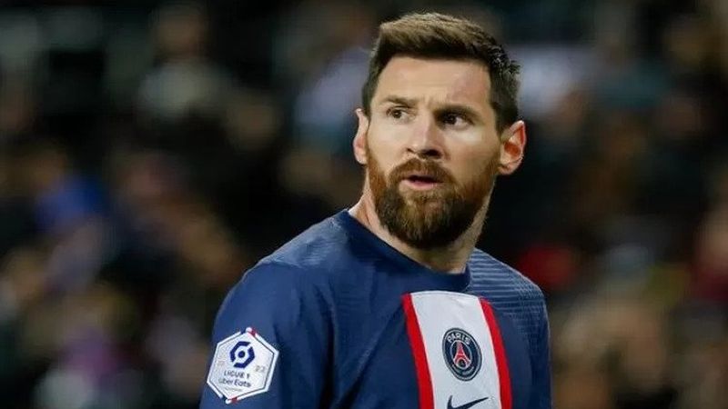 Berapa penghasilan Messi per bulan dalam proposal Al Hilal, dari Arab Saudi?